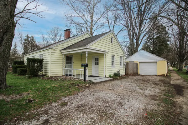 $159,900 | 755 White Pigeon Road, Constantine, MI 49042