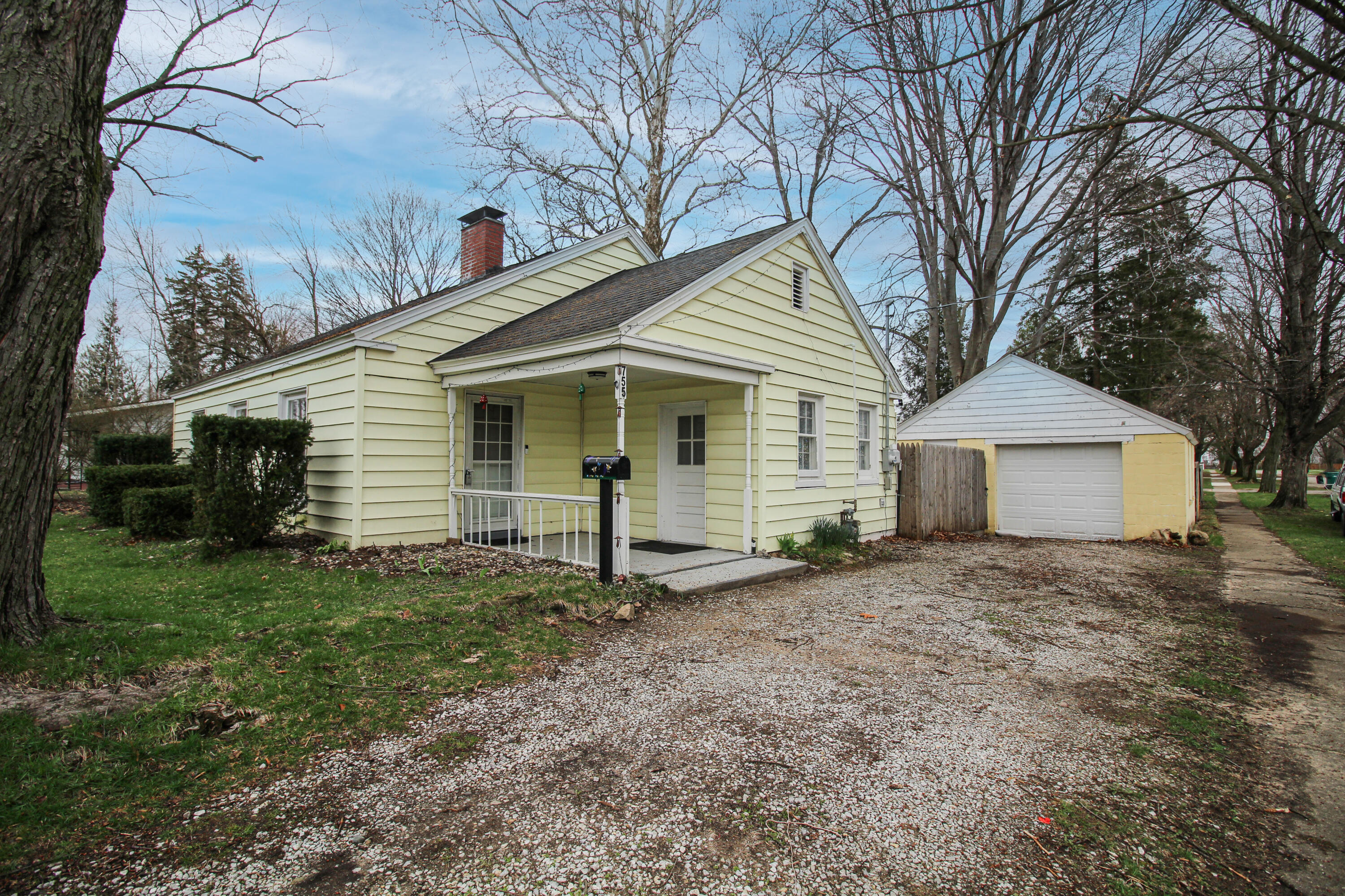 755 White Pigeon Road Constantine, MI 49042 - Photo 4 of 25 Constantine-24