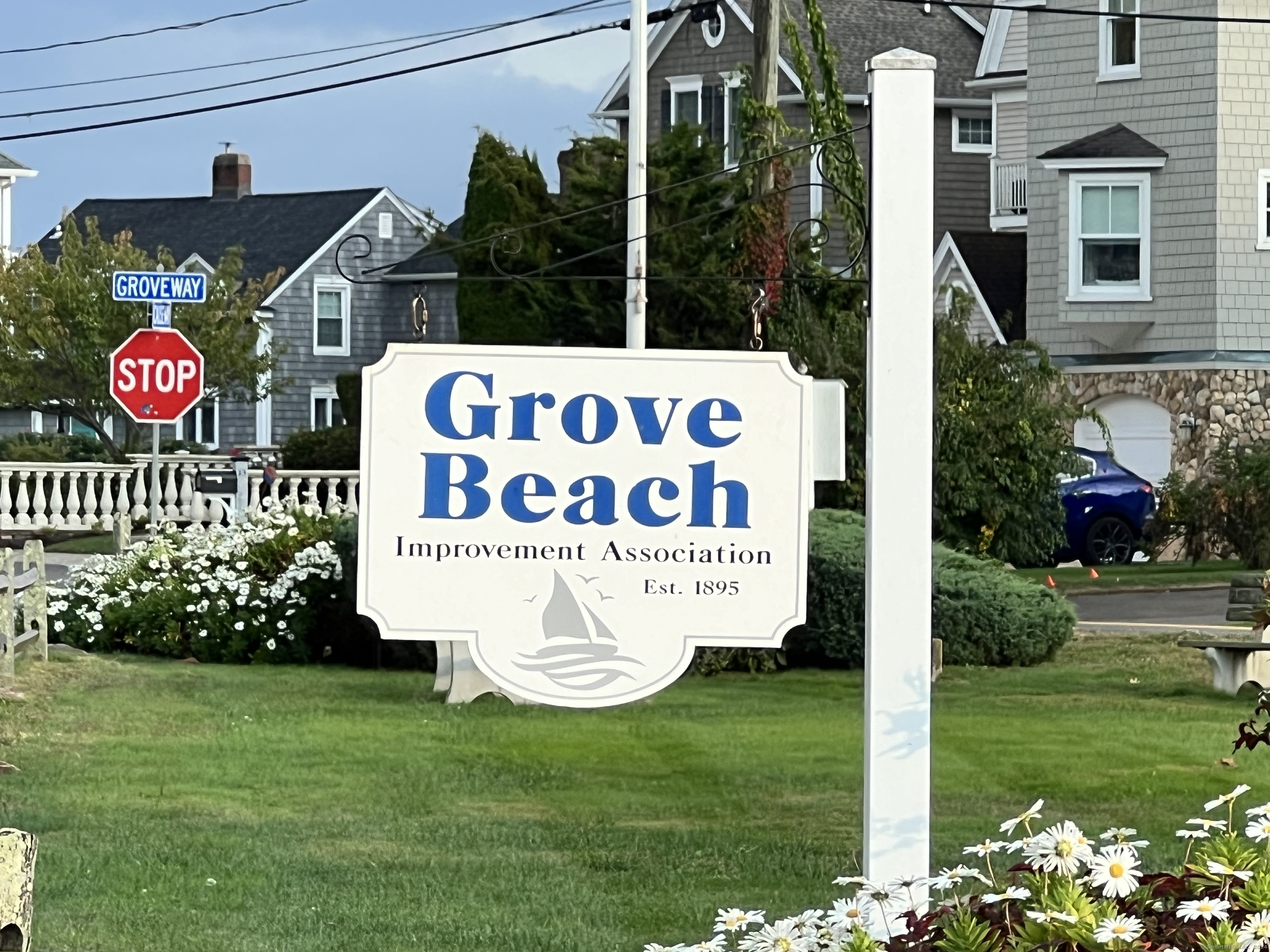 170 Shore Road Clinton, CT 06413 - Photo 2 of 20