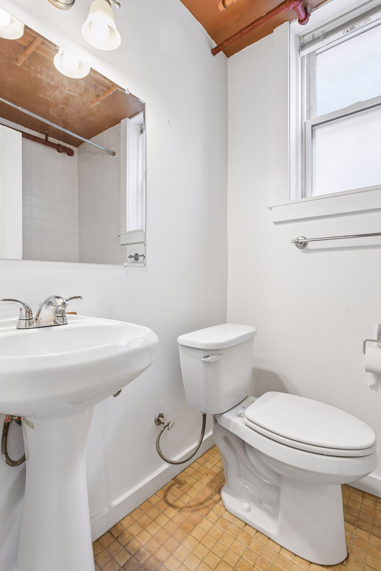 522 Ridgewood Avenue, Unit 9 Minneapolis, MN 55403 - Photo 19 of 19