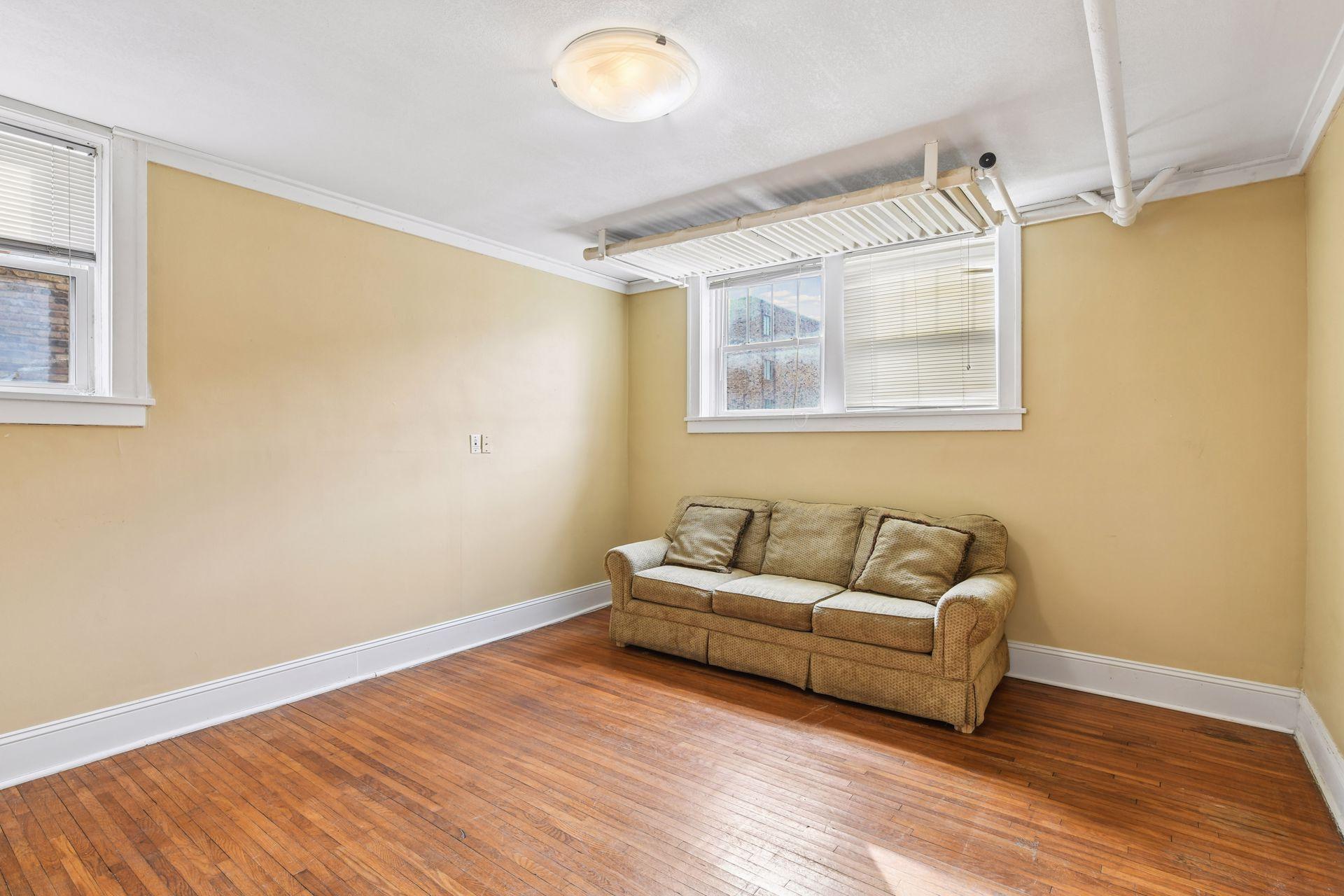 522 Ridgewood Avenue, Unit 9 Minneapolis, MN 55403 - Photo 4 of 19