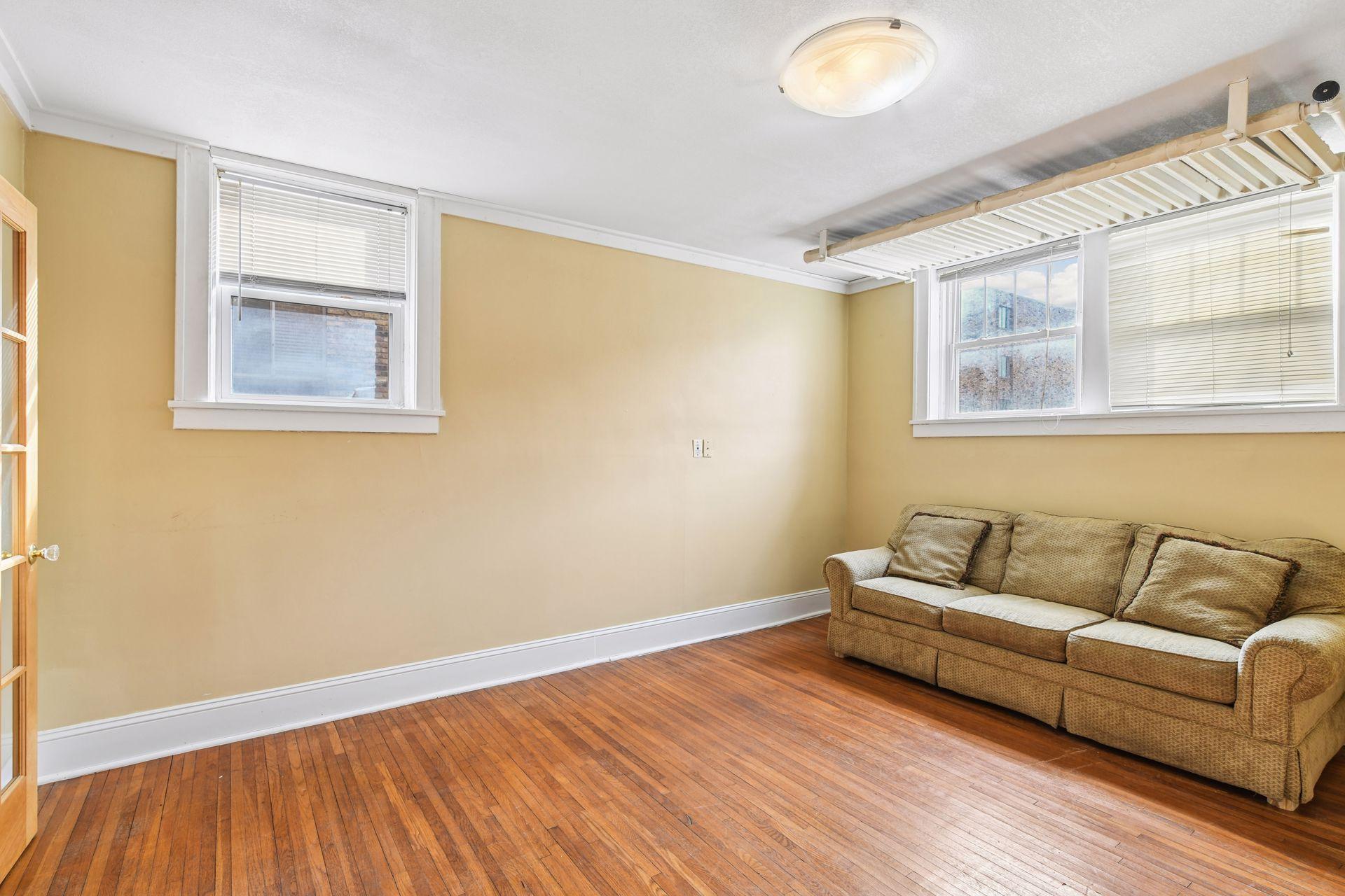 522 Ridgewood Avenue, Unit 9 Minneapolis, MN 55403 - Photo 5 of 19