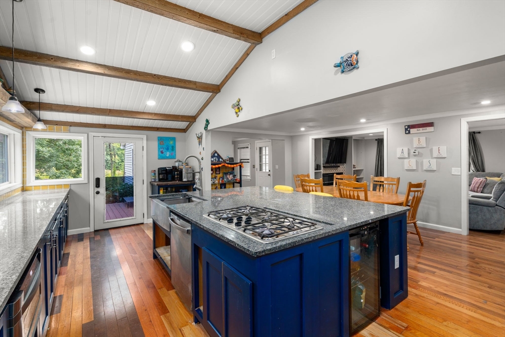 244 Mendon Street Blackstone, MA 01504 - Photo 12 of 40