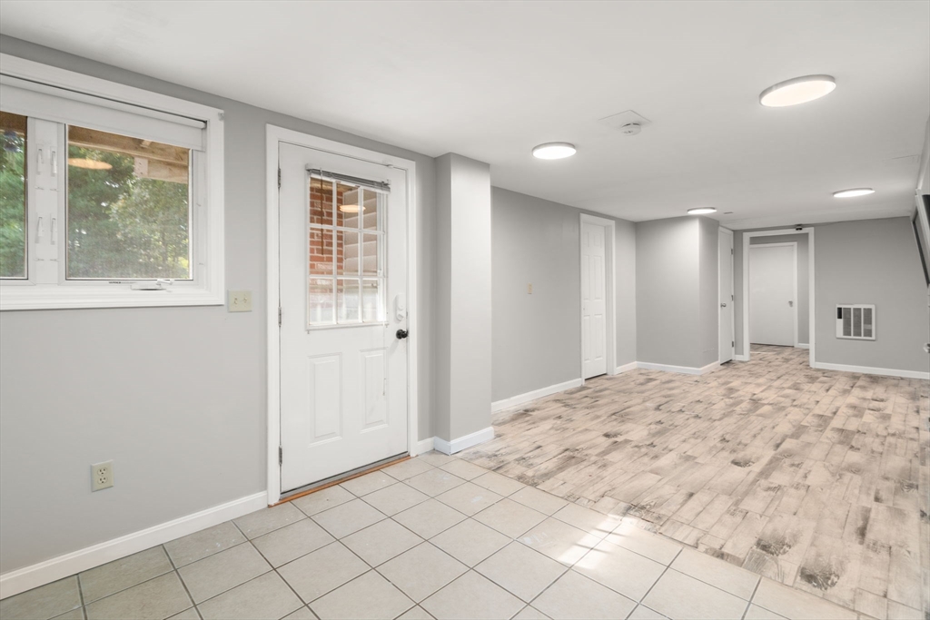 244 Mendon Street Blackstone, MA 01504 - Photo 26 of 40