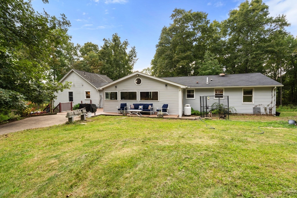 244 Mendon Street Blackstone, MA 01504 - Photo 33 of 40