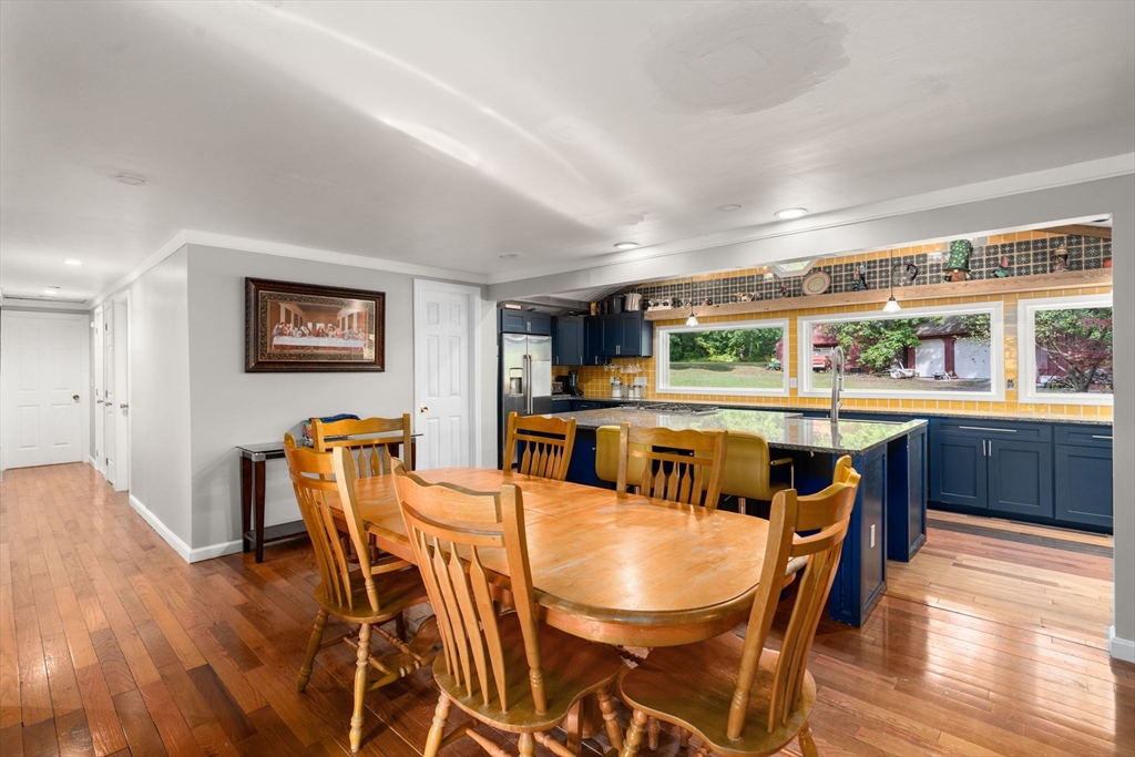 244 Mendon Street Blackstone, MA 01504 - Photo 7 of 40