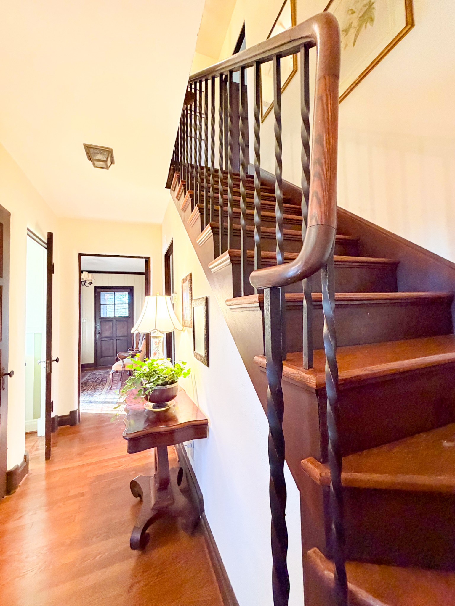 226 Rose Street Pulaski, TN 38478 - Photo 21 of 51 a view of balcony with wooden floor and furniture