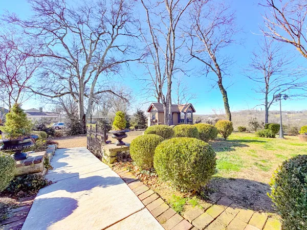 $699,900 | 226 Rose Street, Pulaski, TN 38478