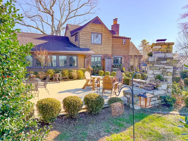 $699,900 | 226 Rose Street, Pulaski, TN 38478