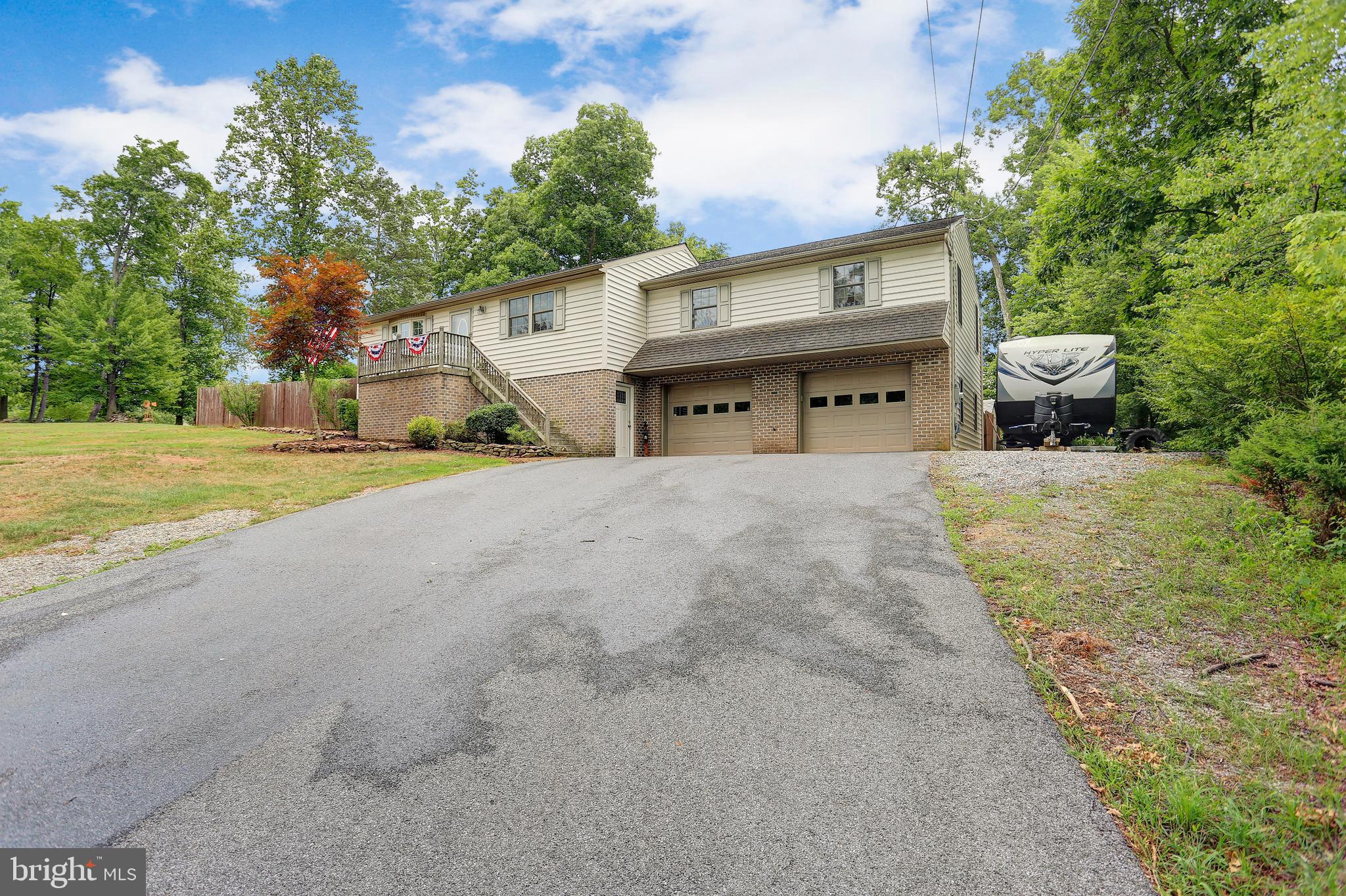 1625 Jug Road Dover, PA 17315 - Photo 4 of 36