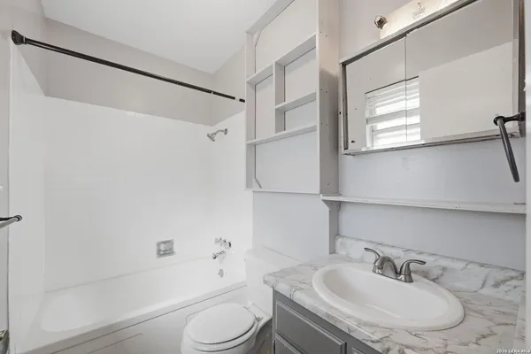 $1,550 | 701 Aviation Avenue, Schertz, TX 78154