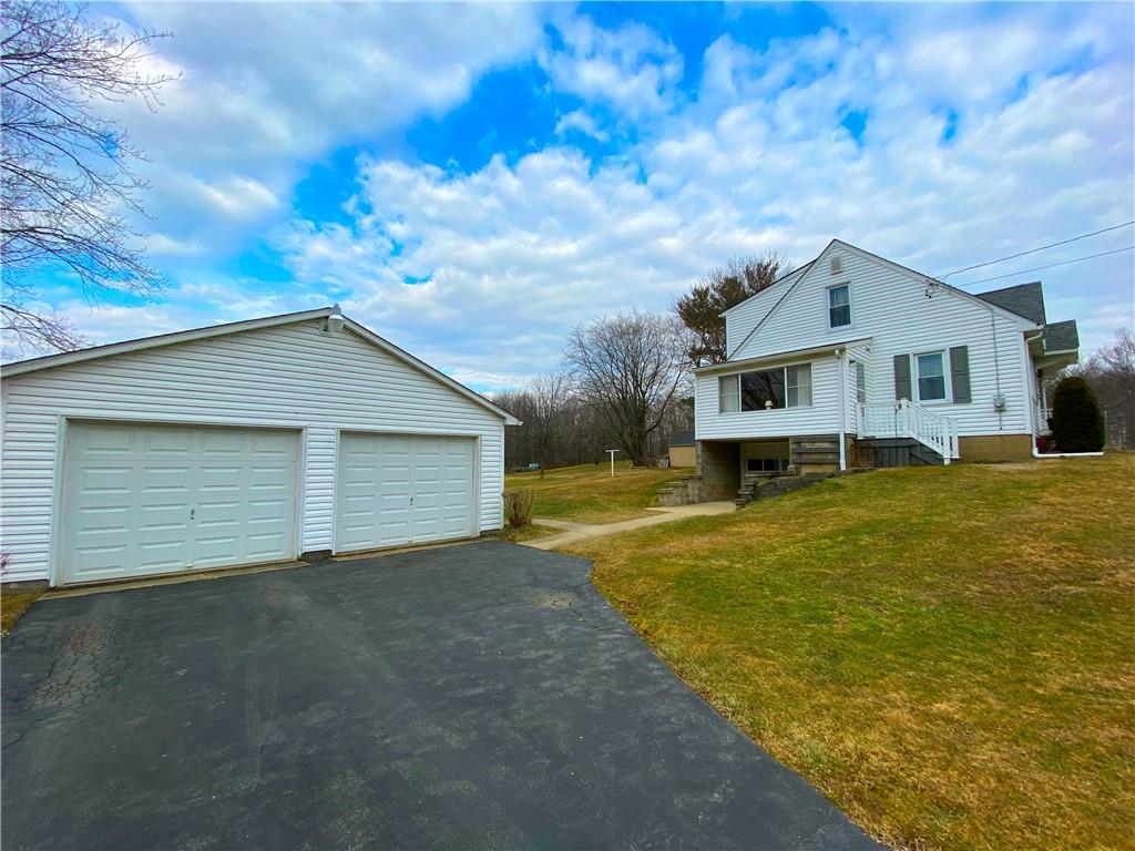 11 Tieline Road Grove City, PA 16127 - Photo 2 of 13 Gallery Image 2