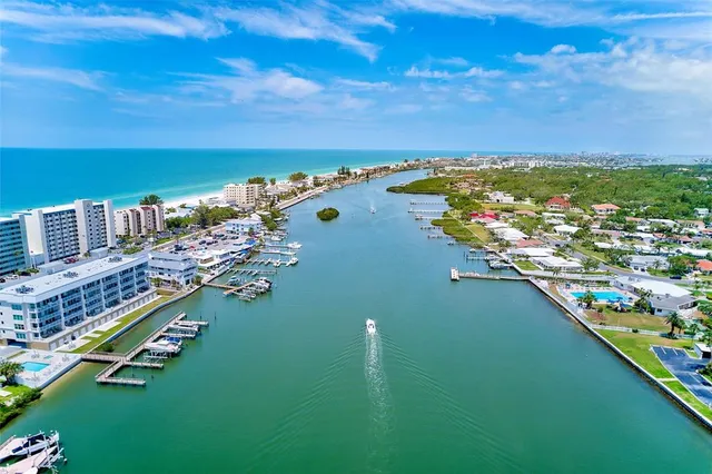 $304,900 | 10280 Imperial Point Drive West, Unit 7, Largo, FL 33774