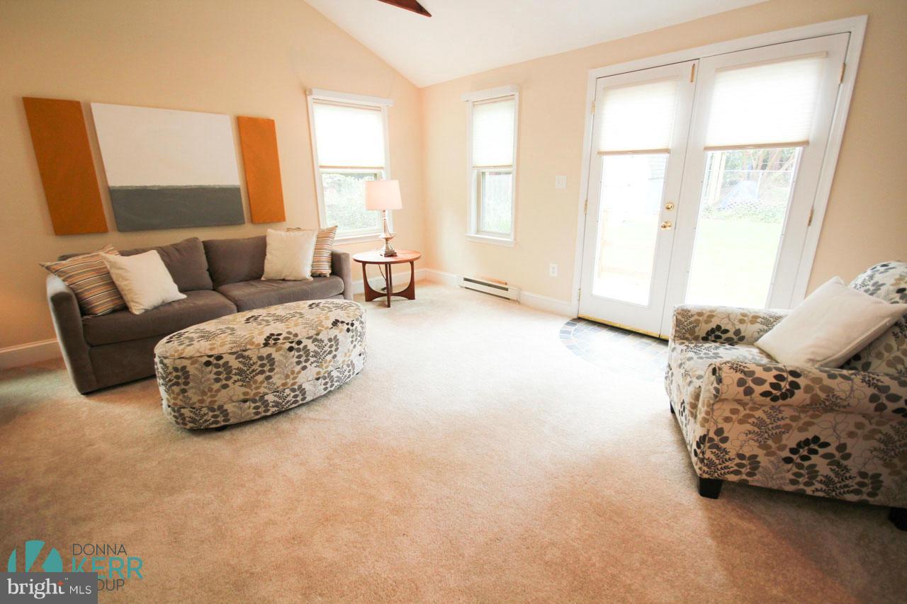 309 Marvin Road Silver Spring, MD 20901 - Photo 13 of 30 Family Room