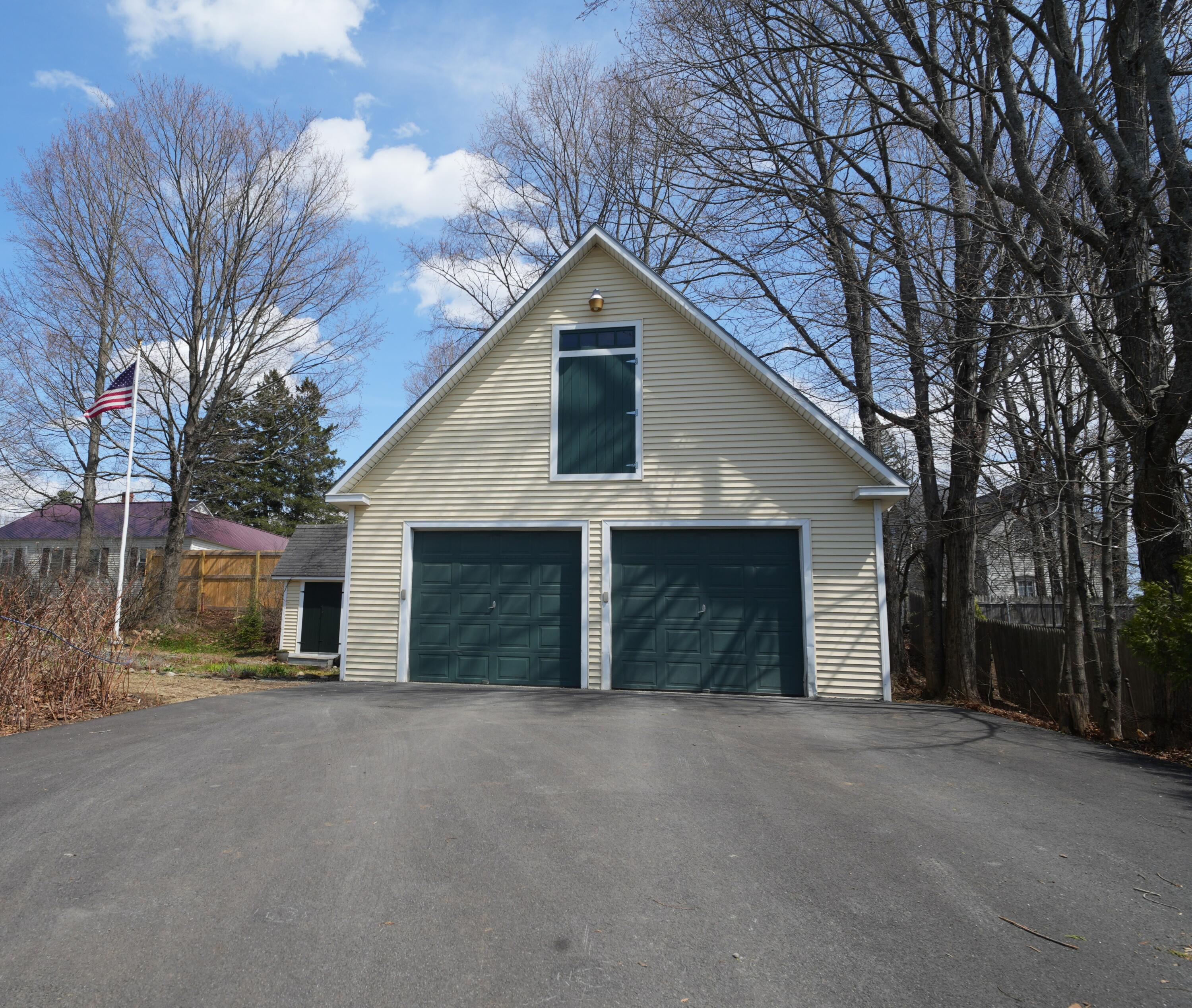 129 Main Street Houlton, ME 04730 - Photo 12 of 102