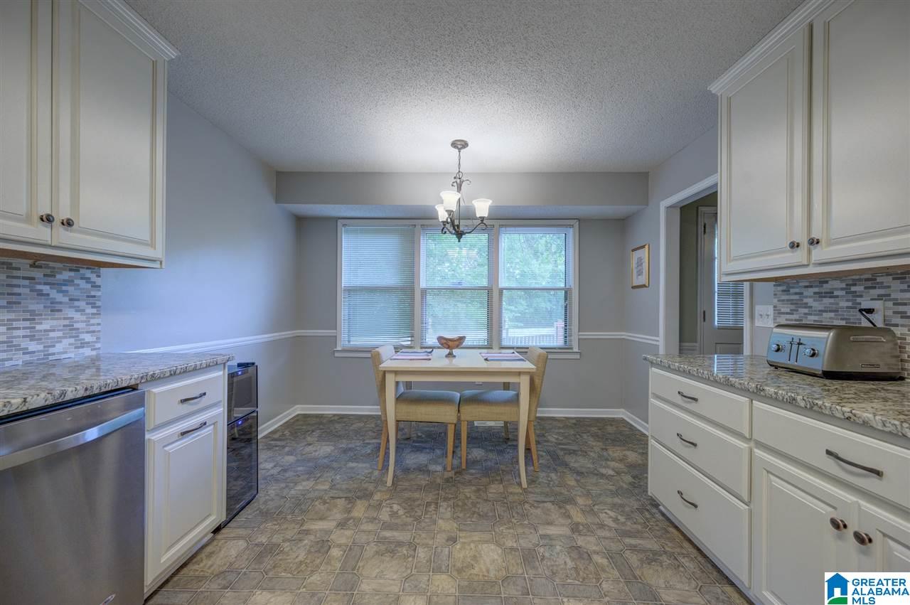 811 Round Hill Road Pelham, AL 35124 - Photo 16 of 33