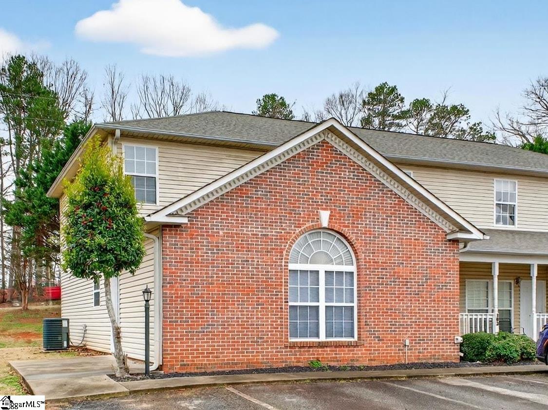 103 A Reef Court Easley, SC 29642 - Photo 2 of 24