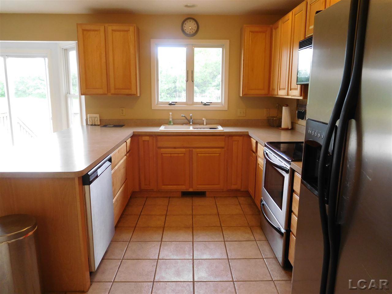 2415 Dinius Road Tecumseh, MI 49286 - Photo 7 of 21 31321969-6.JPG