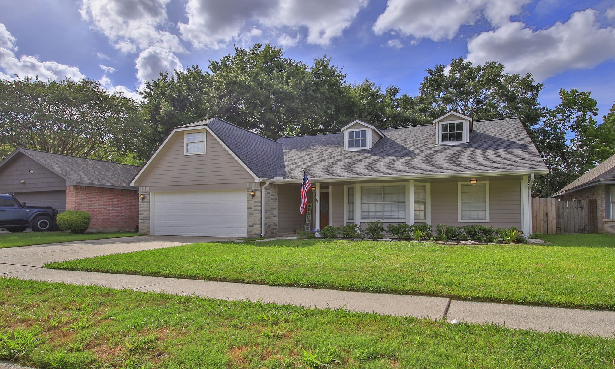 9130 Kirkleigh Lane Spring, TX 77379 - Photo 2 of 40 Gallery Image 2