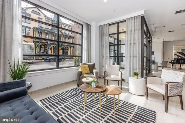 $2,261 | 131 Bridge Street, Unit 1B11307, Phoenixville, PA 19460