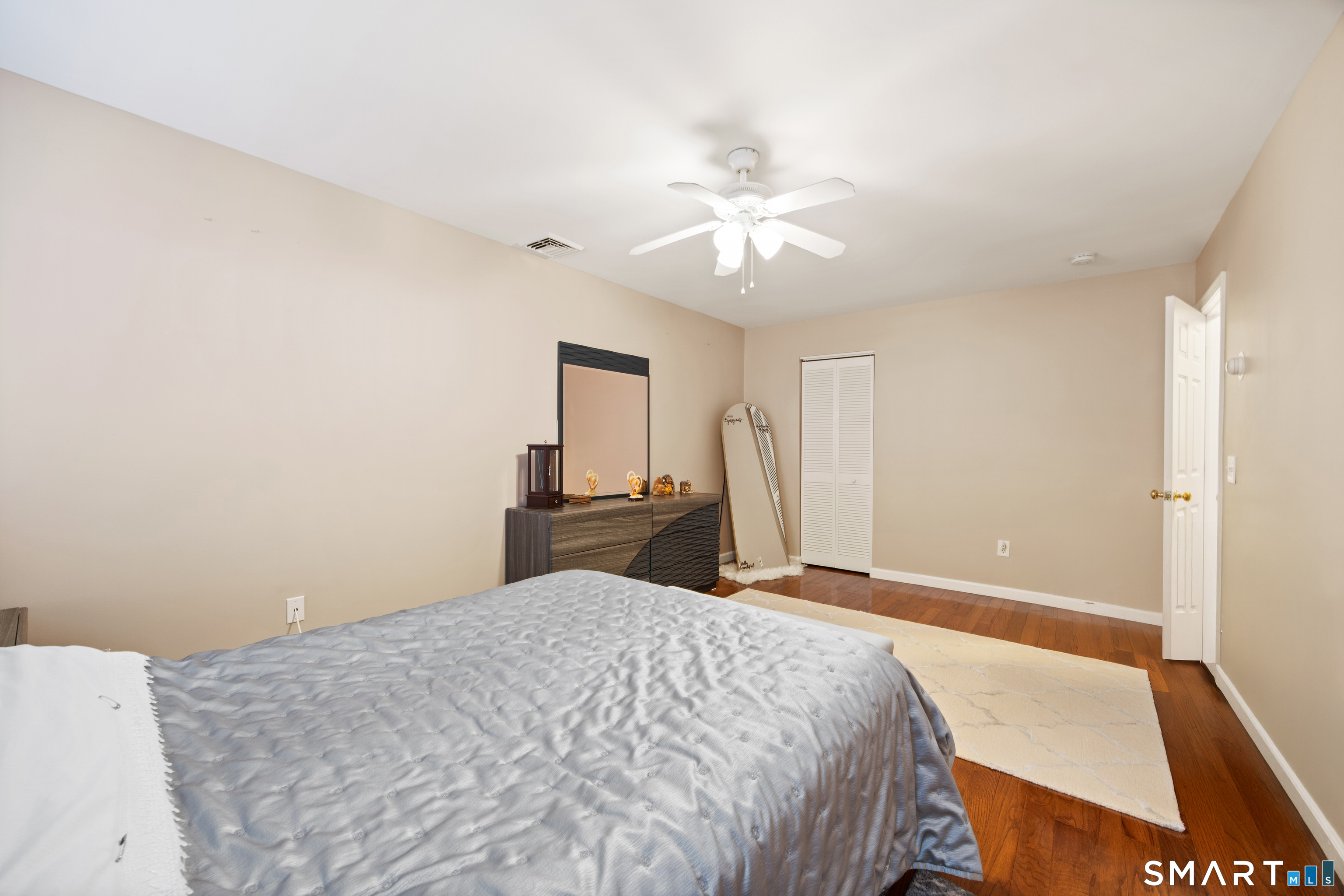 124 Russell Street Waterbury, CT 06708 - Photo 15 of 28 Gallery Image 15