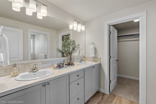 $474,990 | 302 North Viewmont Road, Unit 3/1 MIDDLETON, Greenacres, WA 99016