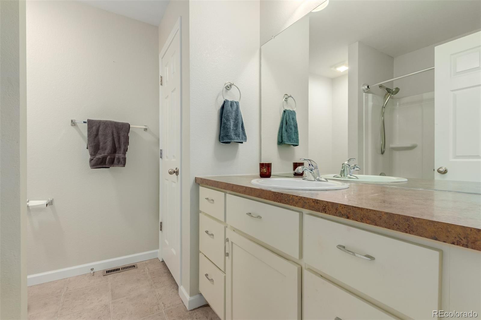 1663 Venice Lane Longmont, CO 80503 - Photo 28 of 36