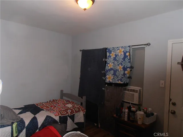 $1,295,000 | 7518 Beckford Avenue, Reseda, CA 91335