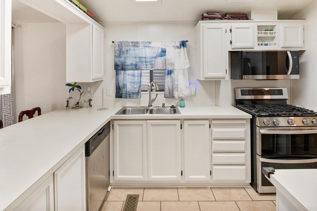 4616 North River Road, Unit 27 Oceanside, CA 92057 - Photo 14 of 47