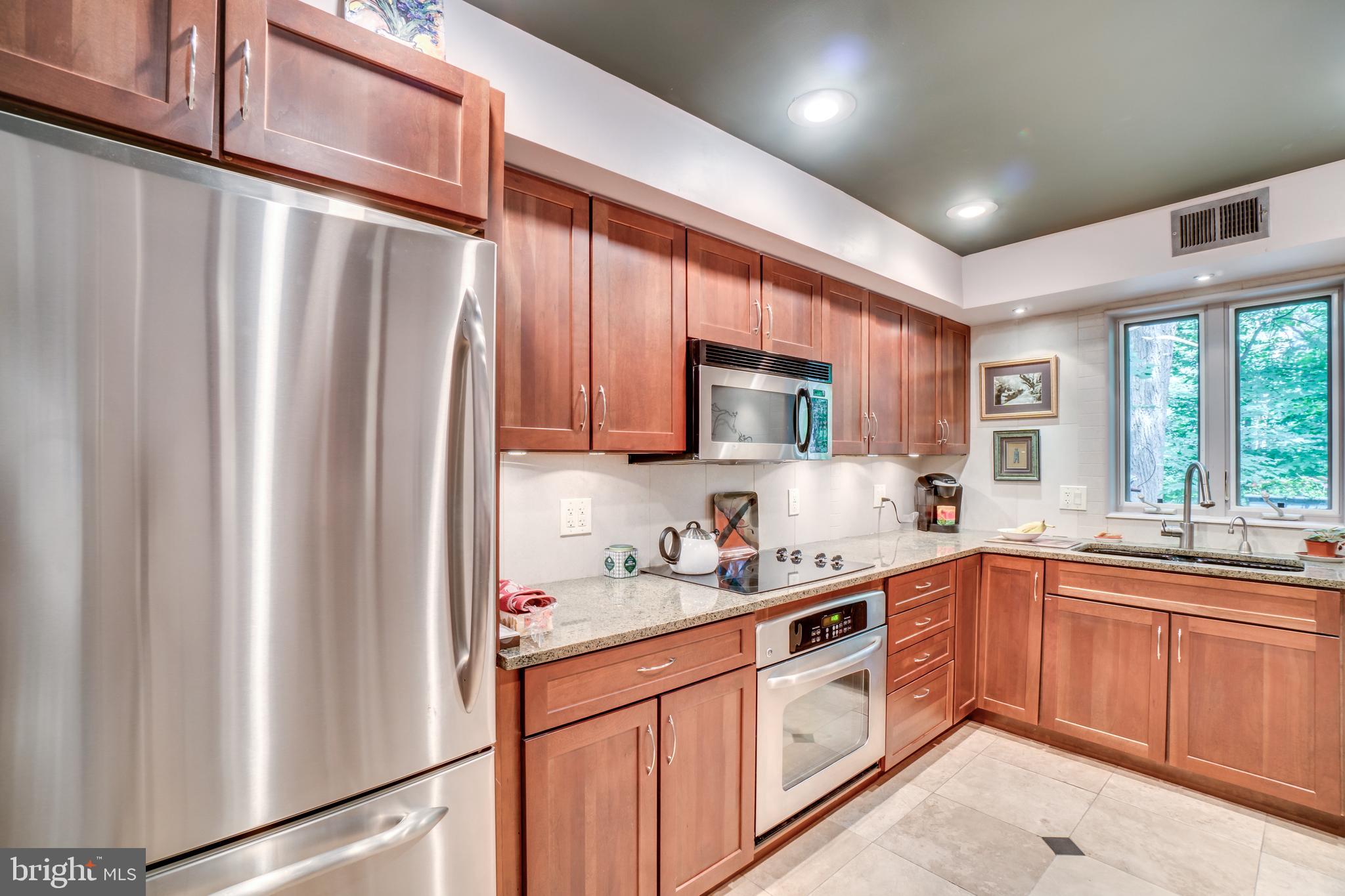 8524 Bradford Road, Unit 46 Silver Spring, MD 20901 - Photo 7 of 34