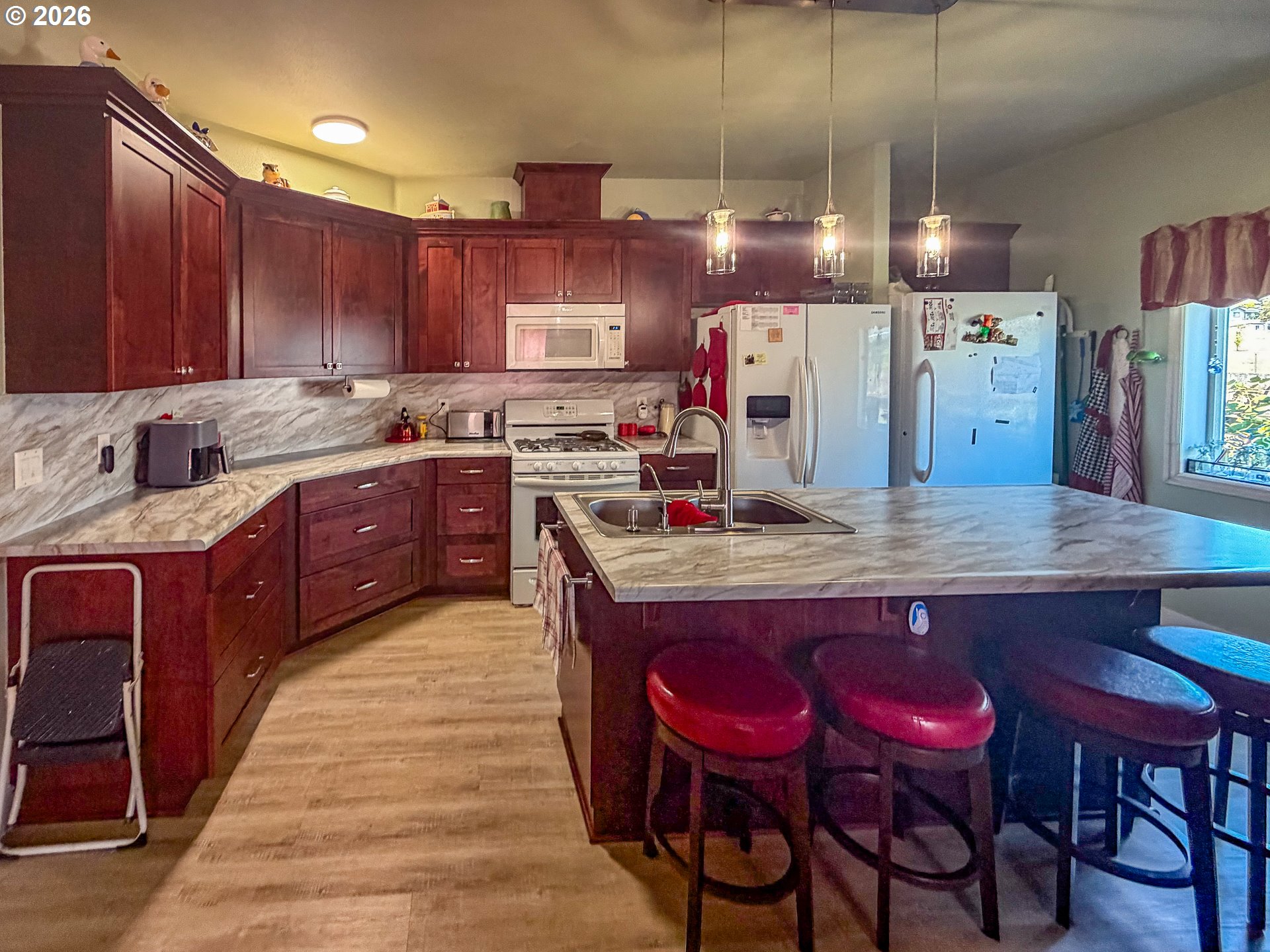 545 East 4th Avenue Riddle, OR 97469 - Photo 7 of 25 Gallery Image 7