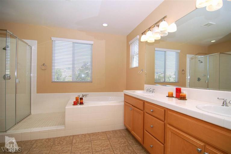 13661 Pinnacle Way Moorpark, CA 93021 - Photo 8 of 17 Additional Photo
