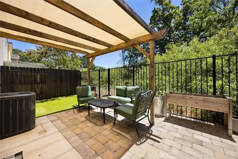 $699,000 | 331 Calle De Pueblo, Templeton, CA 93465