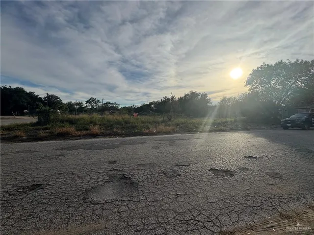 $20,000 | 2 West Maupin Street, Falfurrias, TX 78355