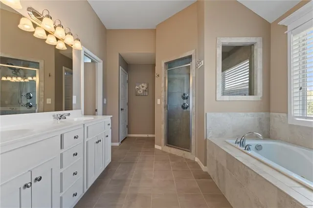 $580,000 | 1073 North Sumac Street, Olathe, KS 66061