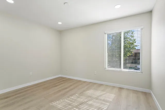 $480,000 | 1030 West MacArthur Boulevard, Unit 132, Santa Ana, CA 92707