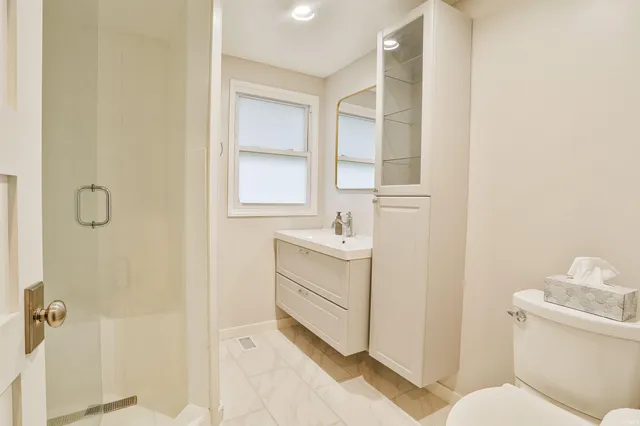 $179,900 | 1732 South Country Club Road, Warsaw, IN 46580