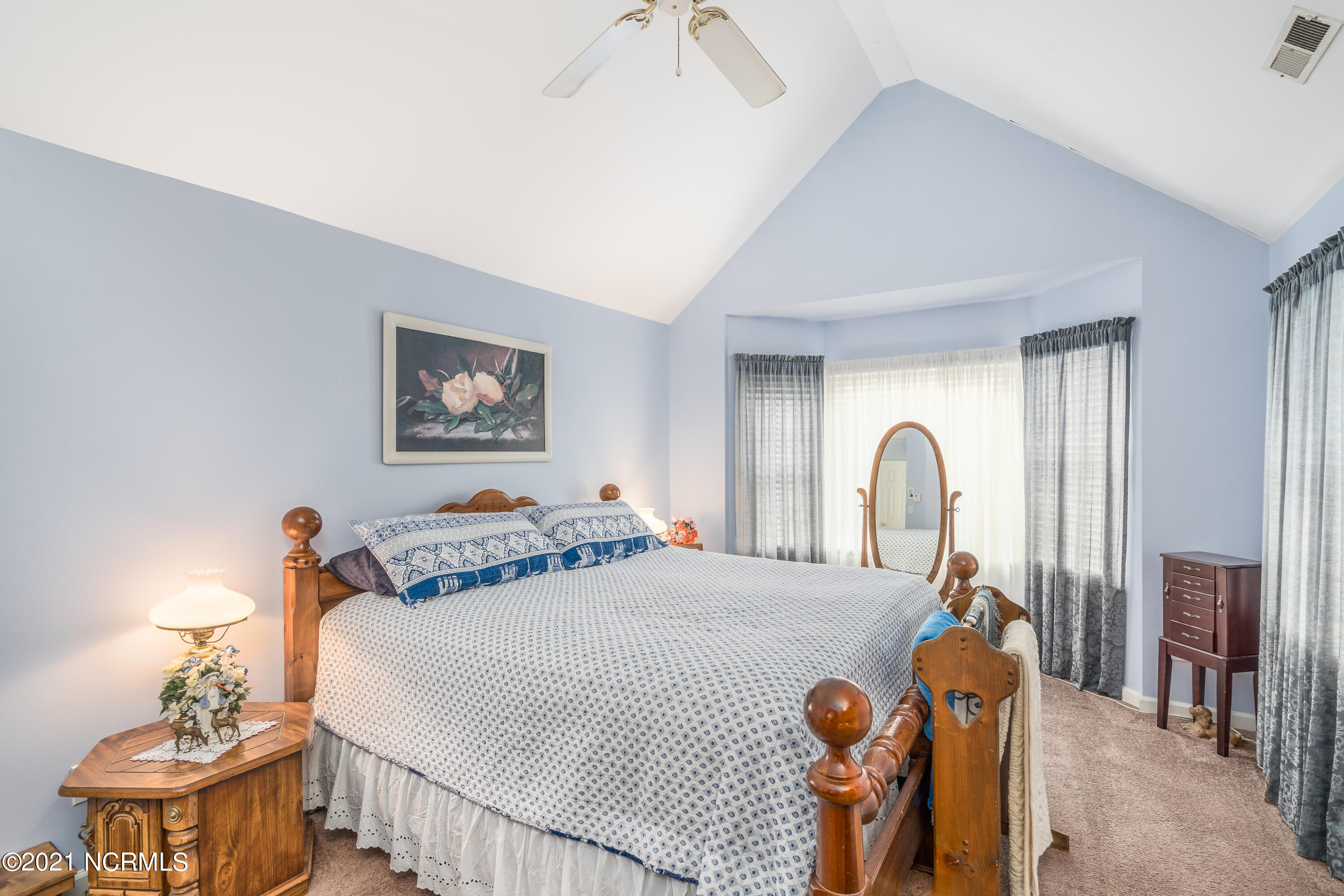 7600 Lost Tree Road Wilmington, NC 28411 - Photo 19 of 38 Master Bedroom