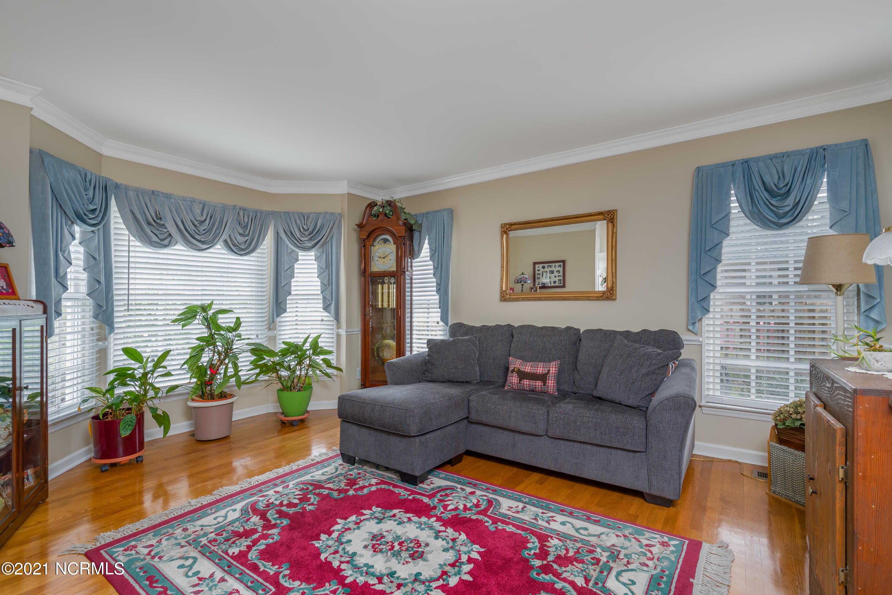 7600 Lost Tree Road Wilmington, NC 28411 - Photo 7 of 38 Sitting Room