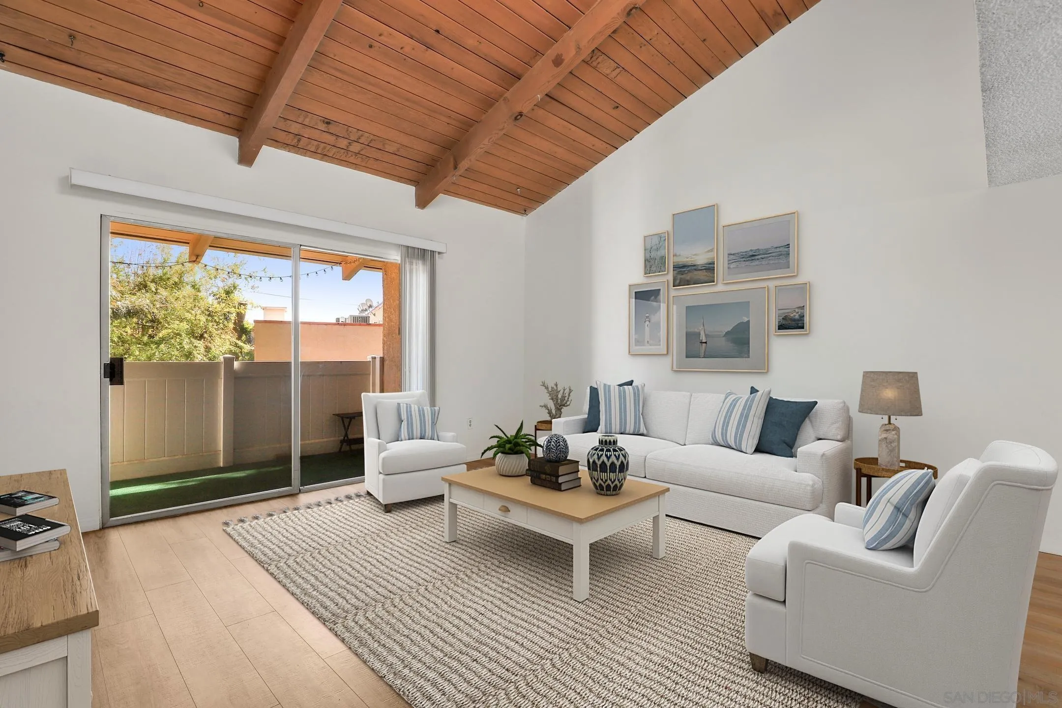 10331 Lindley Avenue, Unit 266 Porter Ranch, CA 91326 - Photo 5 of 29 Digitally Altered. Original Image (https://zimg.paragon.ice.com/ParagonImages/Property/PA/SDMLS/260005951/2/533/400/5e840eb9f74ffab862c391a144076061/3/155d4356c4c9eed63f9556bdf13969b6/260005951-36af16a2-e7aa-4b3b-8c9b-f9c67273c896.JPG)