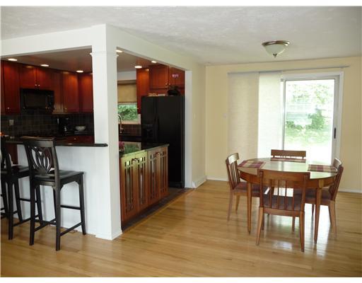 106 Crosswick Road Coraopolis, PA 15108 - Photo 4 of 18 Dining Room.