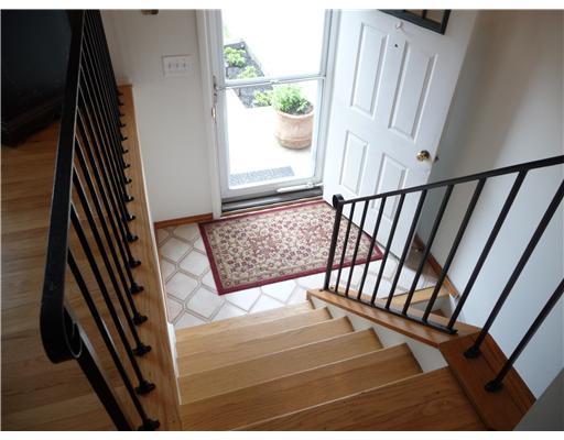 106 Crosswick Road Coraopolis, PA 15108 - Photo 8 of 18 Entry/Foyer.