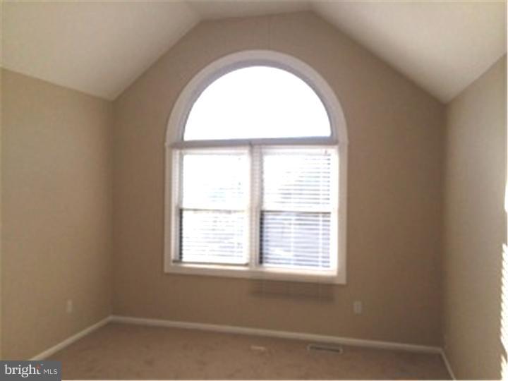 74 Soldiers Square, Unit 12 Wayne, PA 19087 - Photo 19 of 23 Bedroom - Main