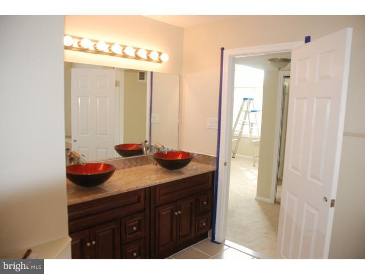 74 Soldiers Square, Unit 12 Wayne, PA 19087 - Photo 21 of 23 Master Bathroom