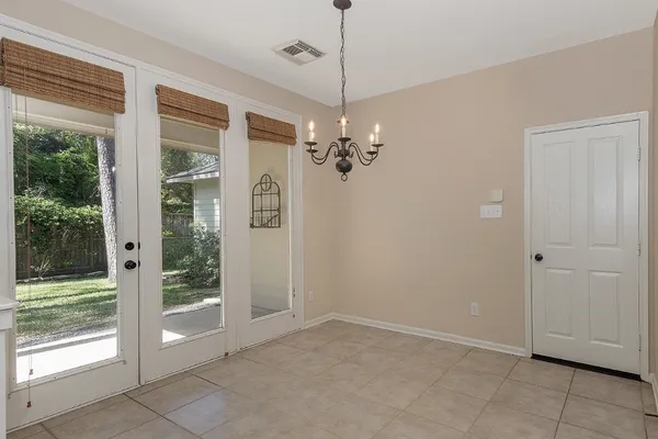 $4,500 | 54 South Longsford Circle, The Woodlands, TX 77382