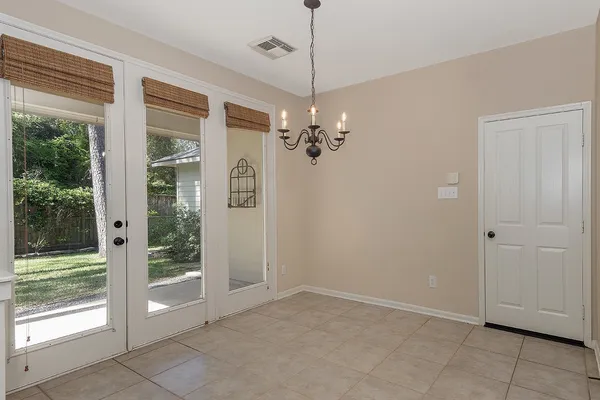 $4,500 | 54 South Longsford Circle, The Woodlands, TX 77382
