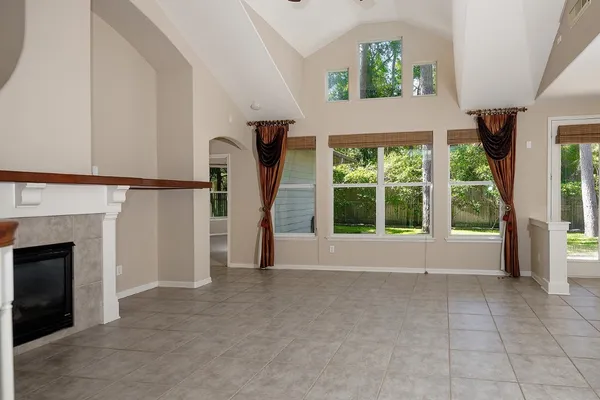 $4,500 | 54 South Longsford Circle, The Woodlands, TX 77382