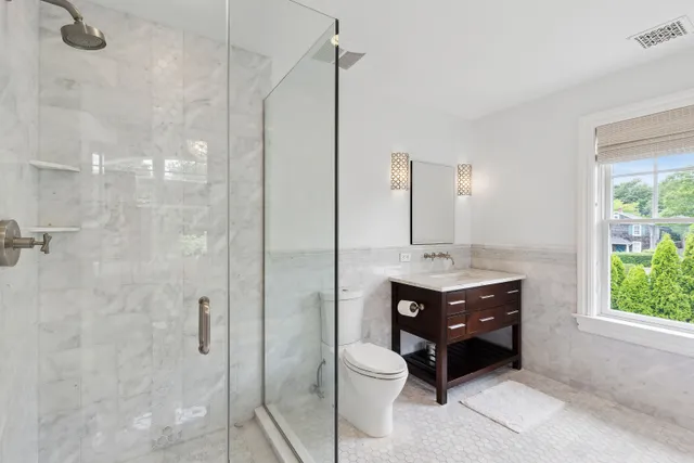 $175,000 | 43 Osborne Avenue, Southampton, NY 11968