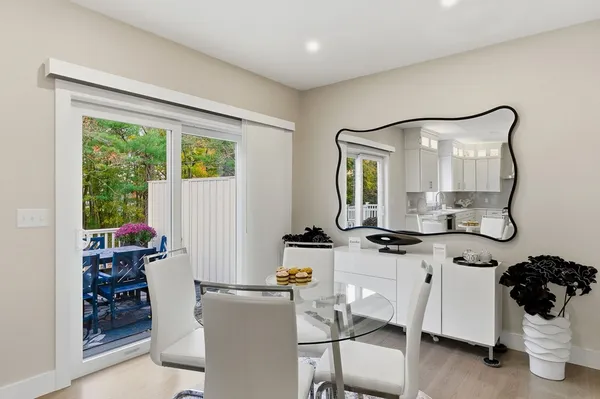 $699,900 | 14 Elise Avenue, Unit 7, Londonderry, NH 03053