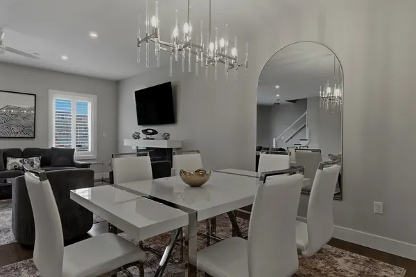 $699,900 | 14 Elise Avenue, Unit 7, Londonderry, NH 03053